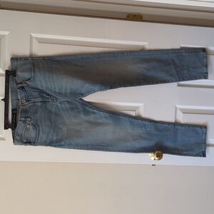 Armani exchange women's skinny jeans size 33r worn once